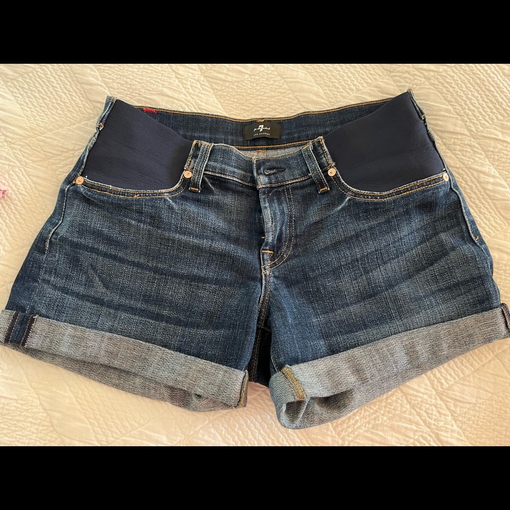 EUC 7 for all mankind maternity Jean shorts